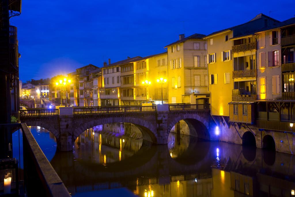 Grand Hotel De Castres Castres  Room photo